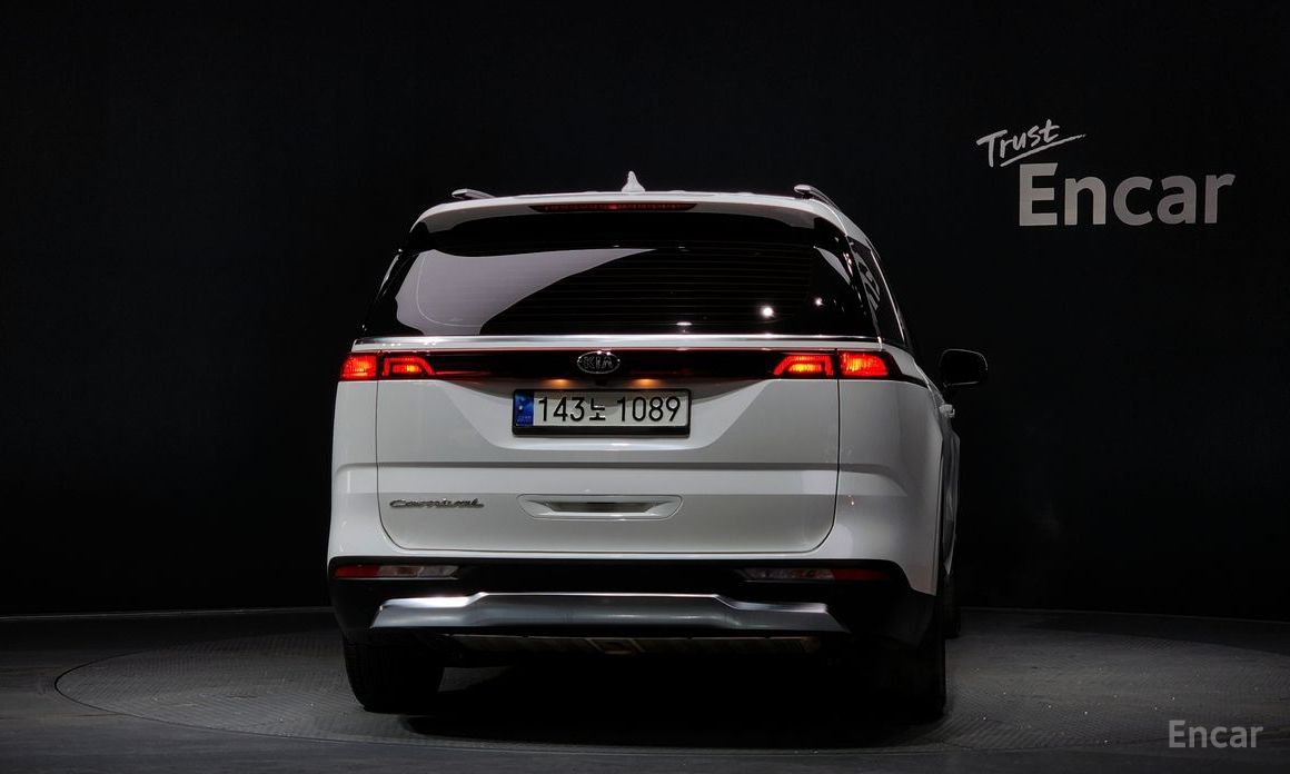  Kia Canival