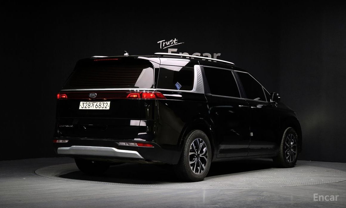  Kia Canival