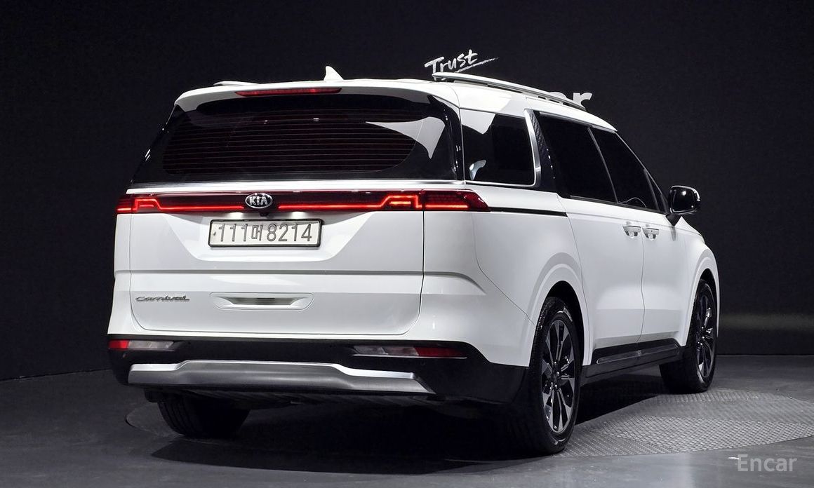  Kia Canival