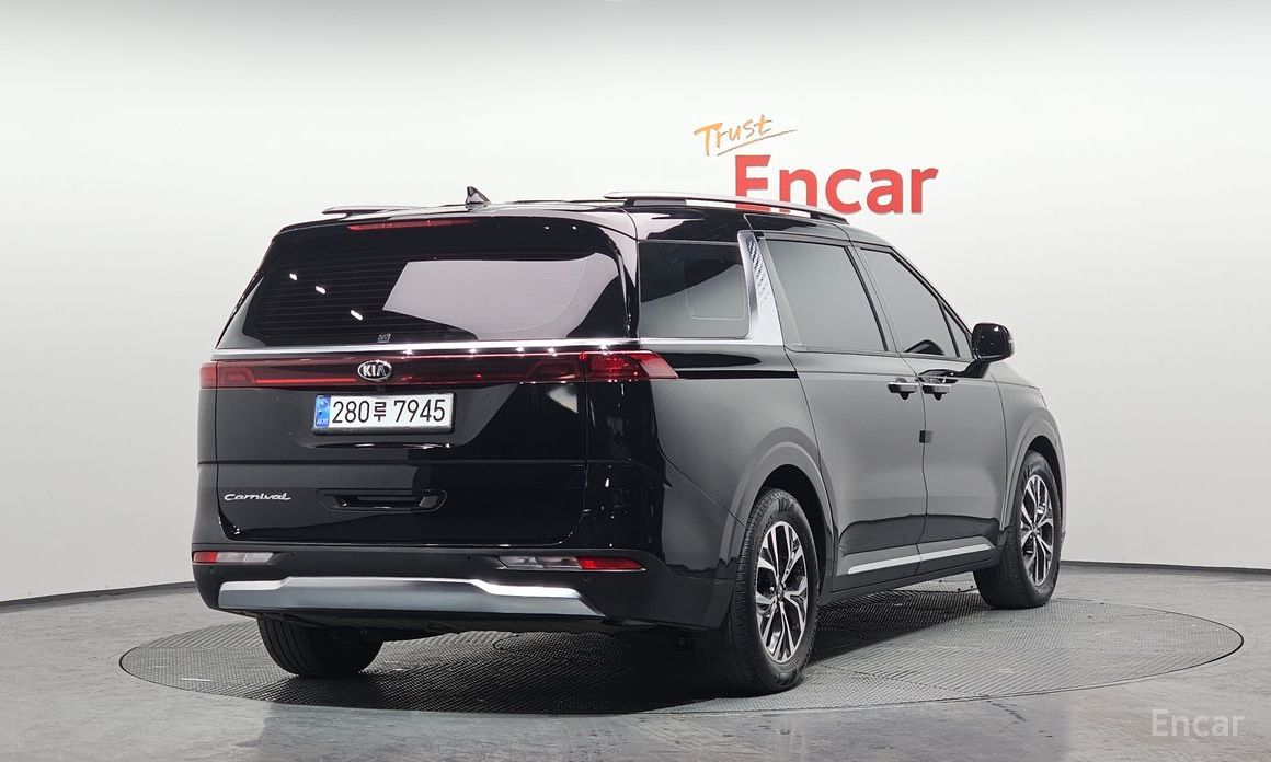  Kia Canival