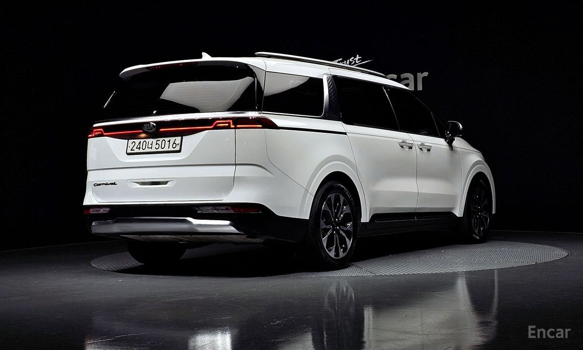  Kia Canival