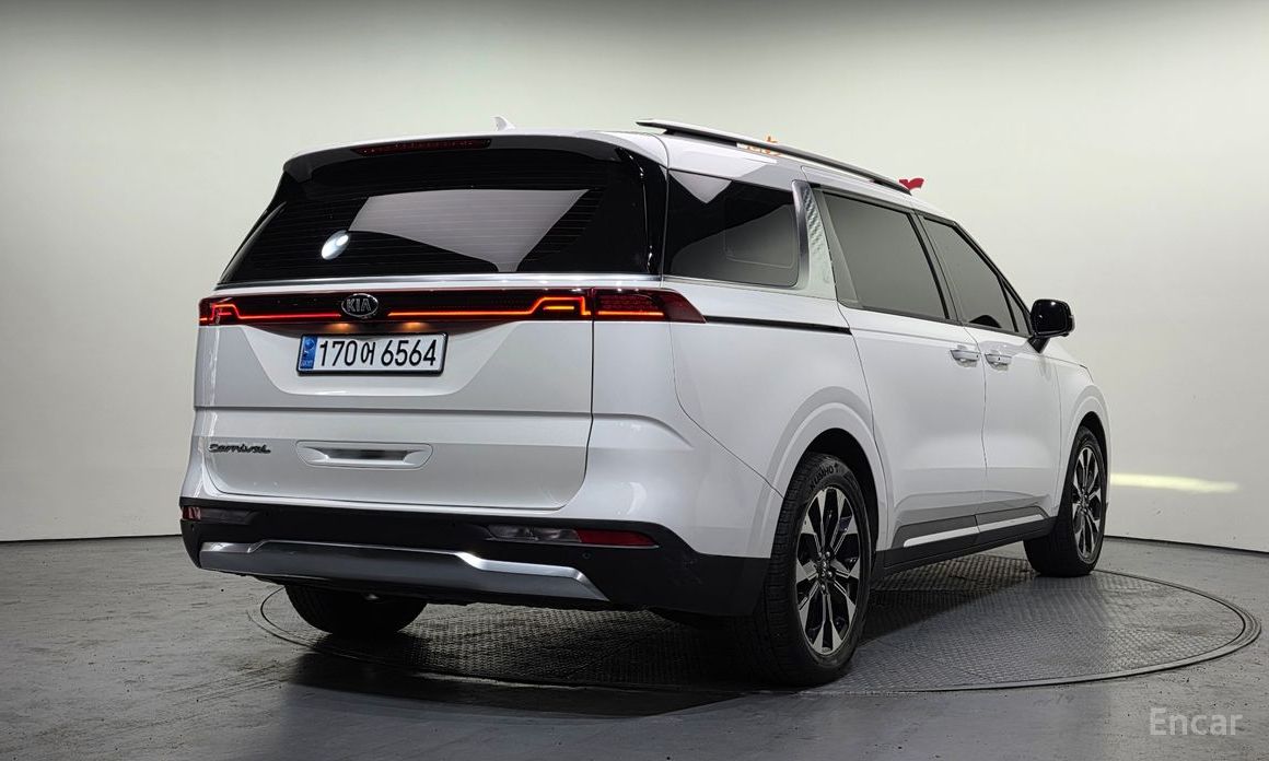  Kia Canival