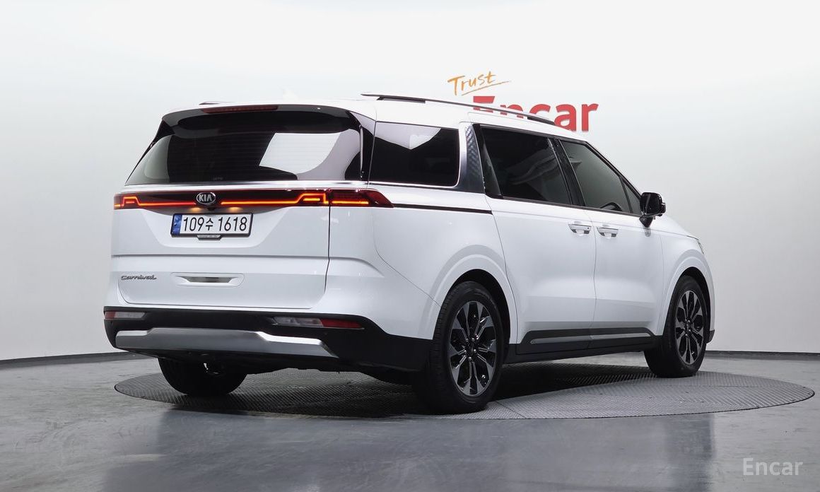  Kia Canival