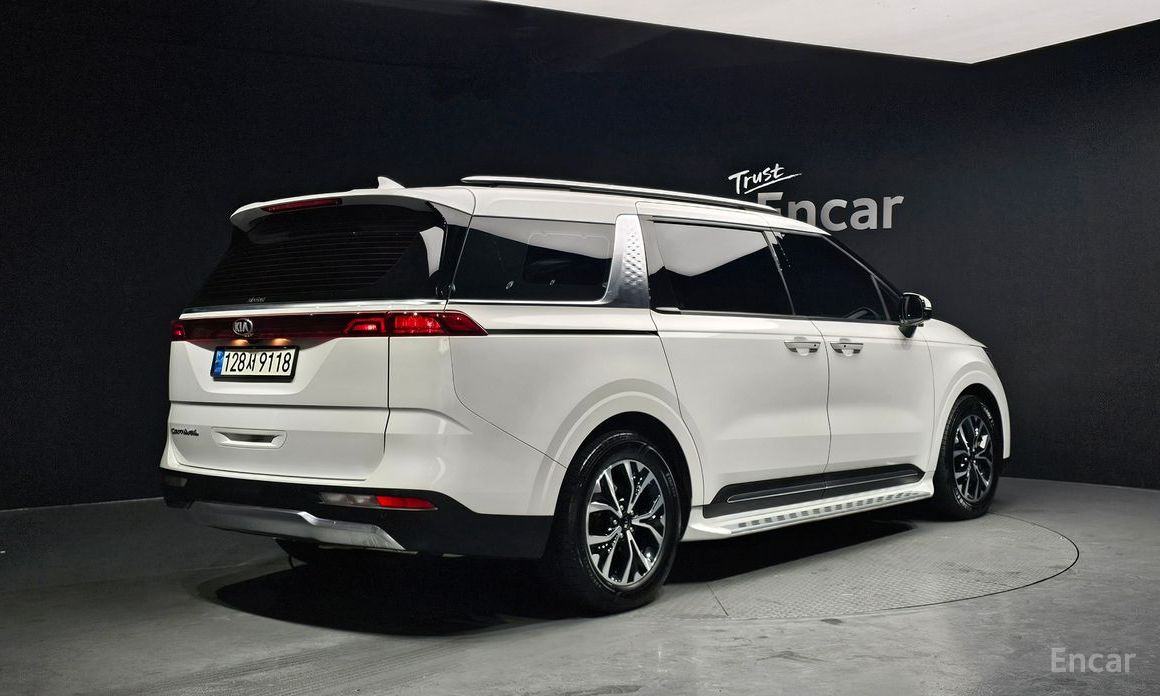  Kia Canival