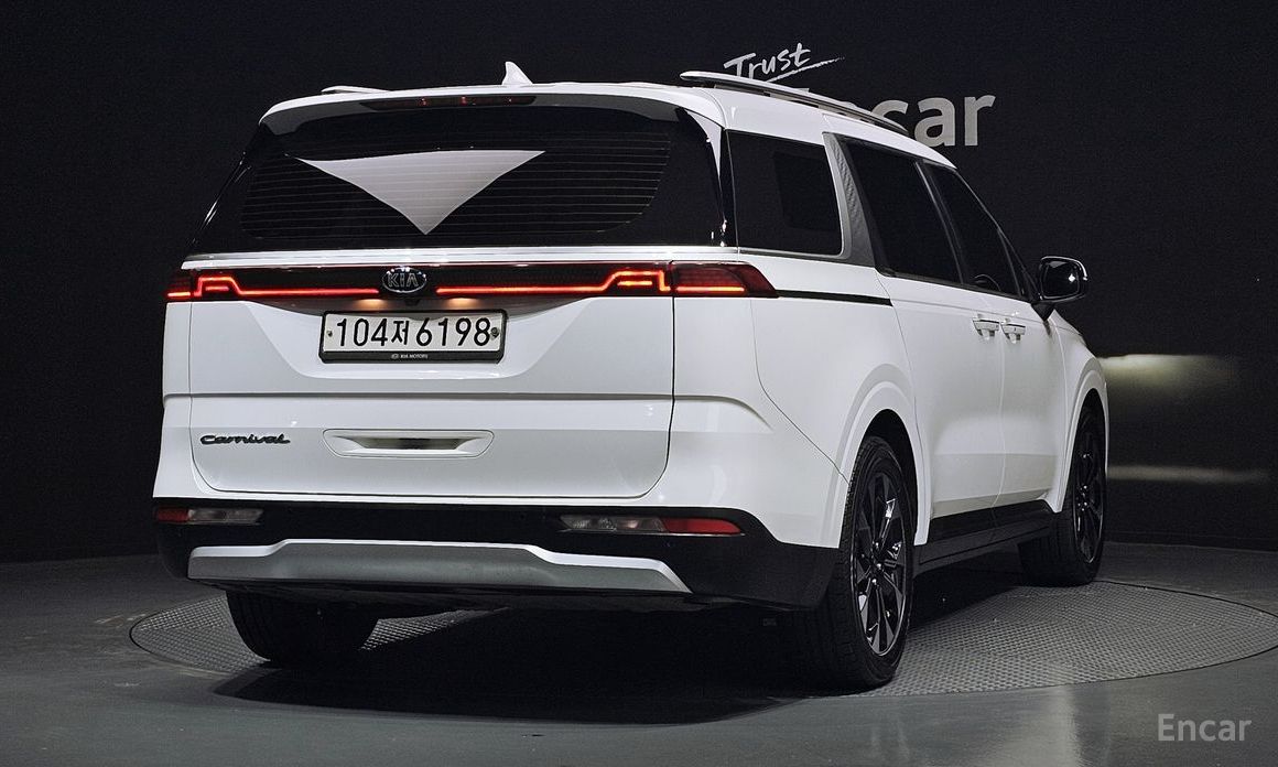  Kia Canival