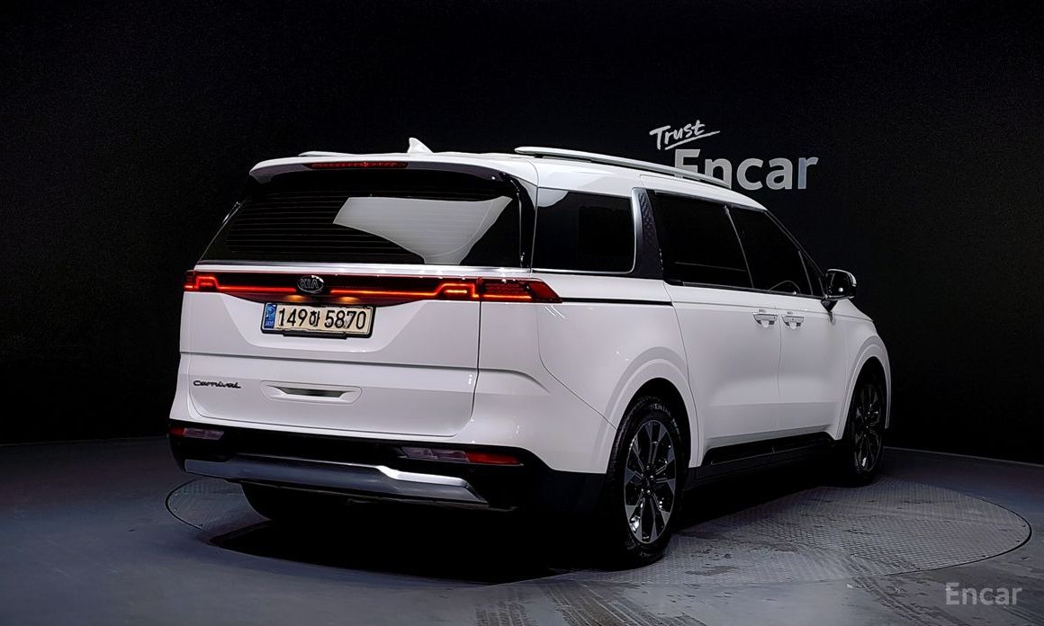  Kia Canival