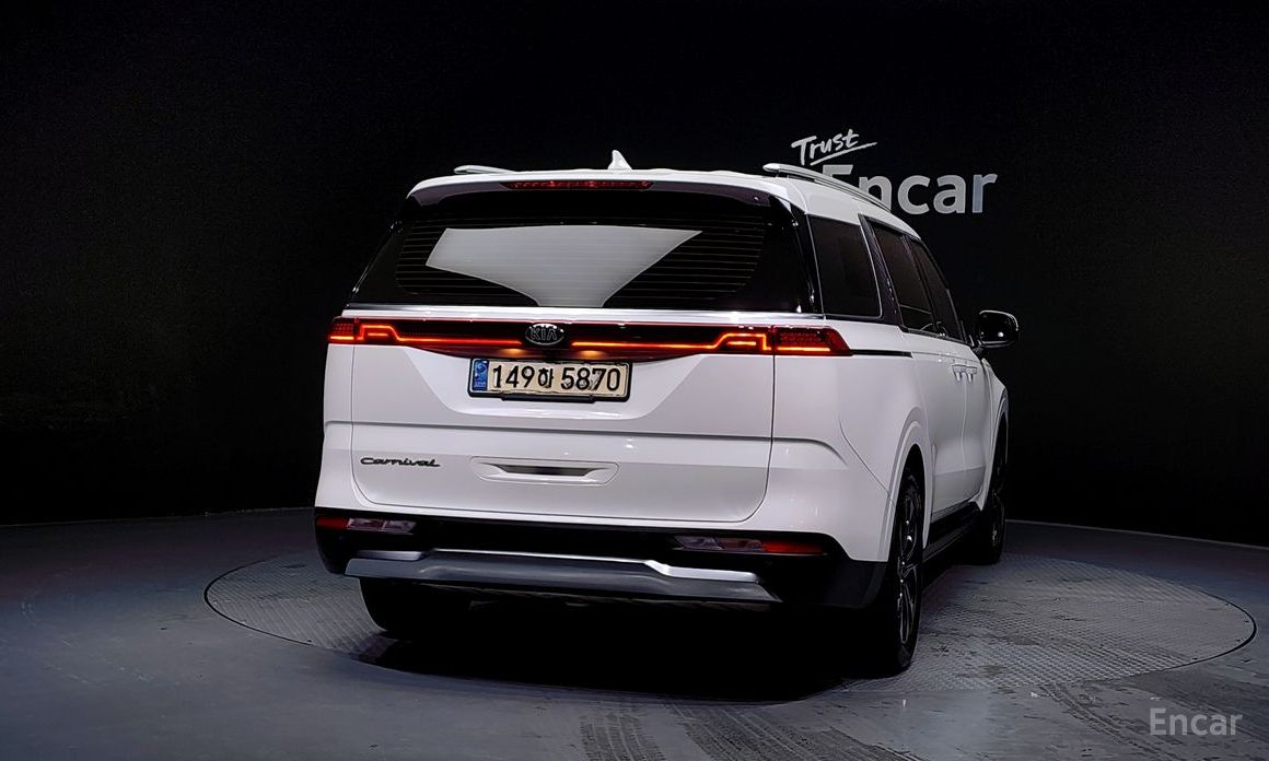  Kia Canival