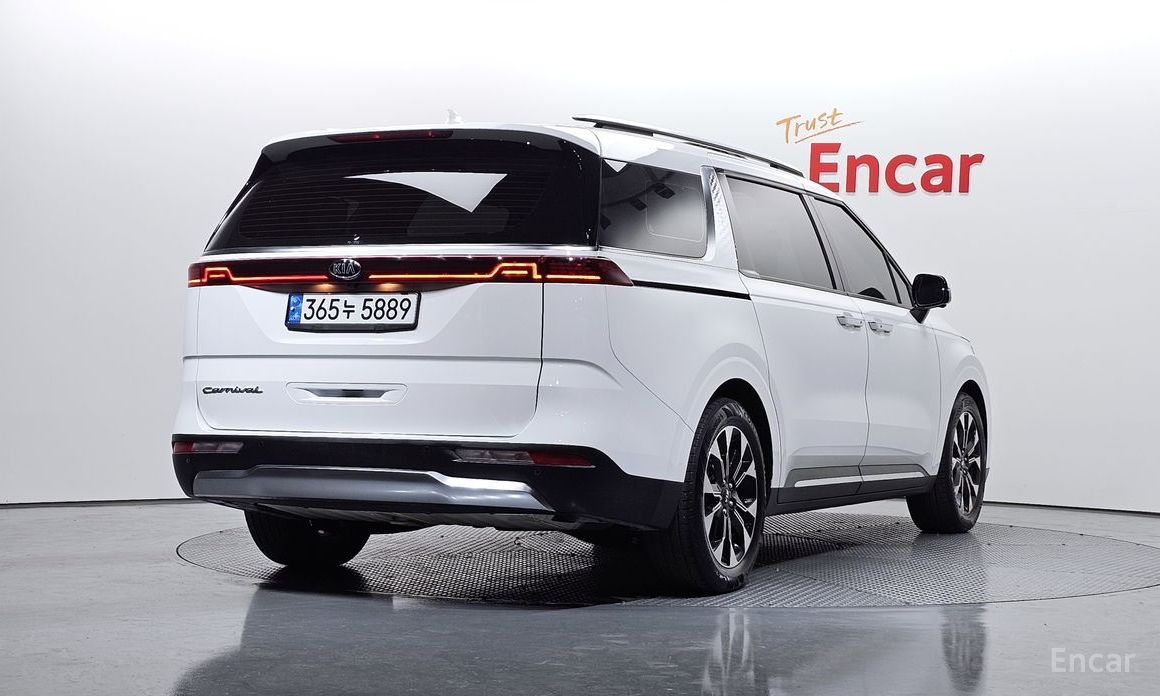  Kia Canival