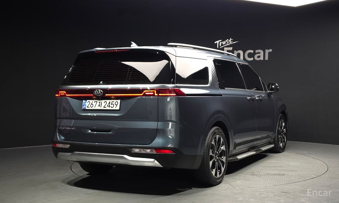  Kia Canival