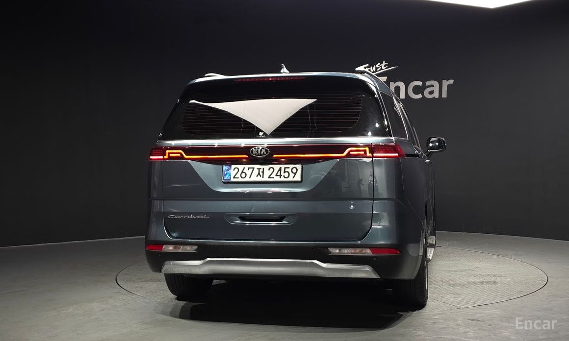  Kia Canival