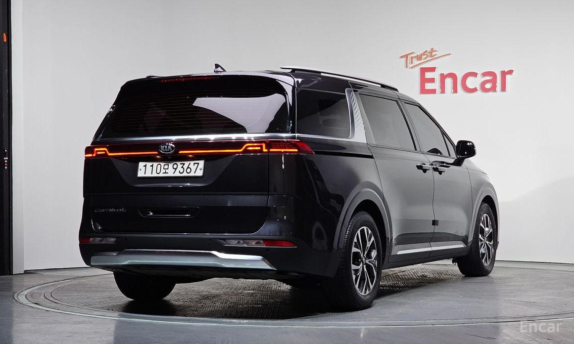  Kia Canival