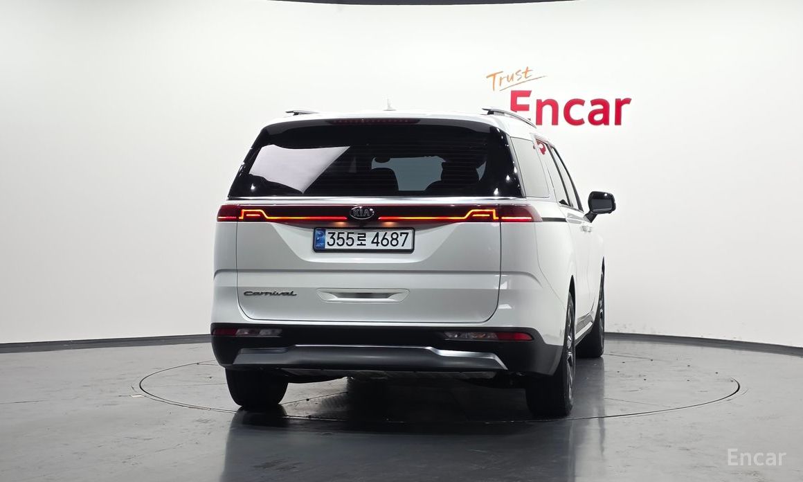  Kia Canival
