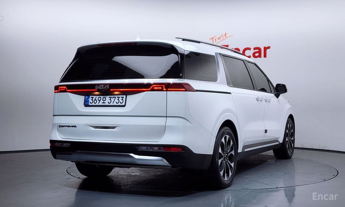  Kia Canival