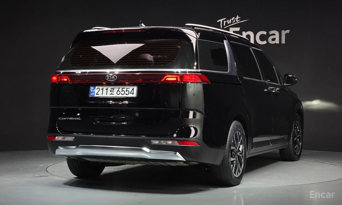  Kia Canival