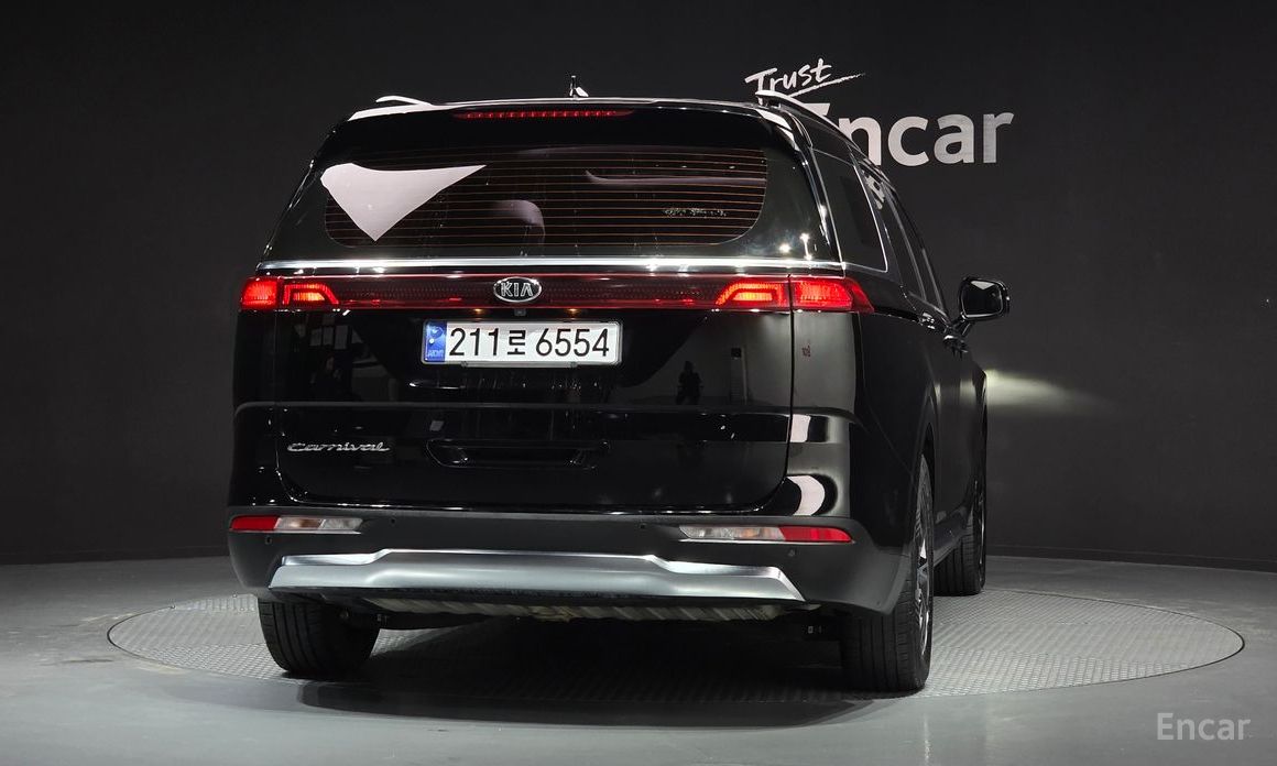  Kia Canival