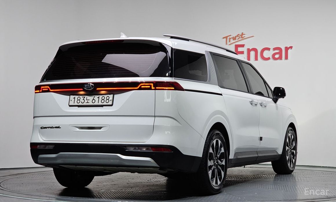  Kia Canival