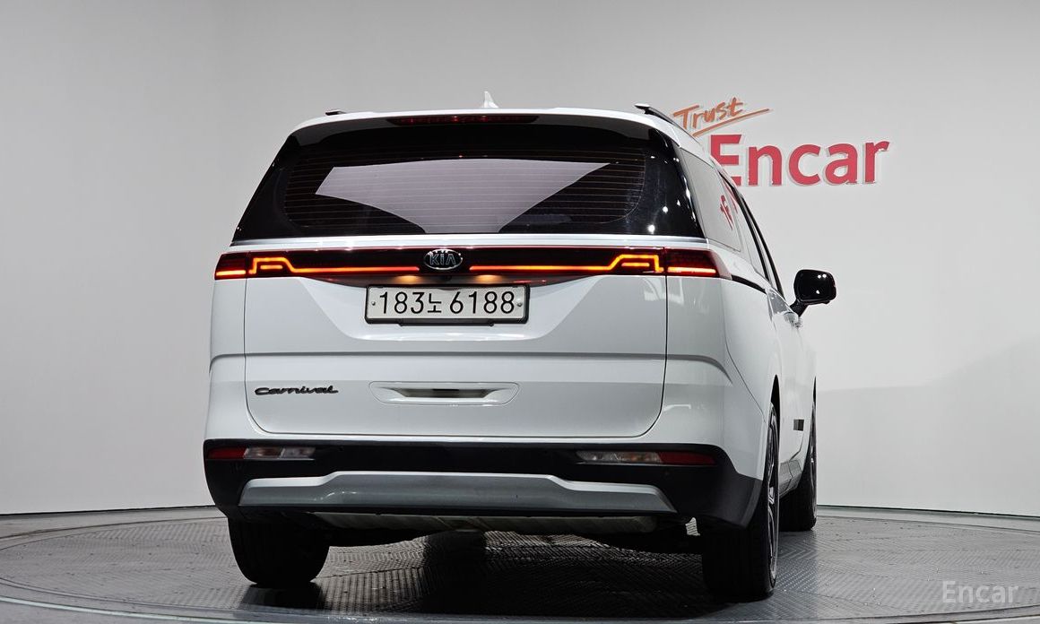  Kia Canival