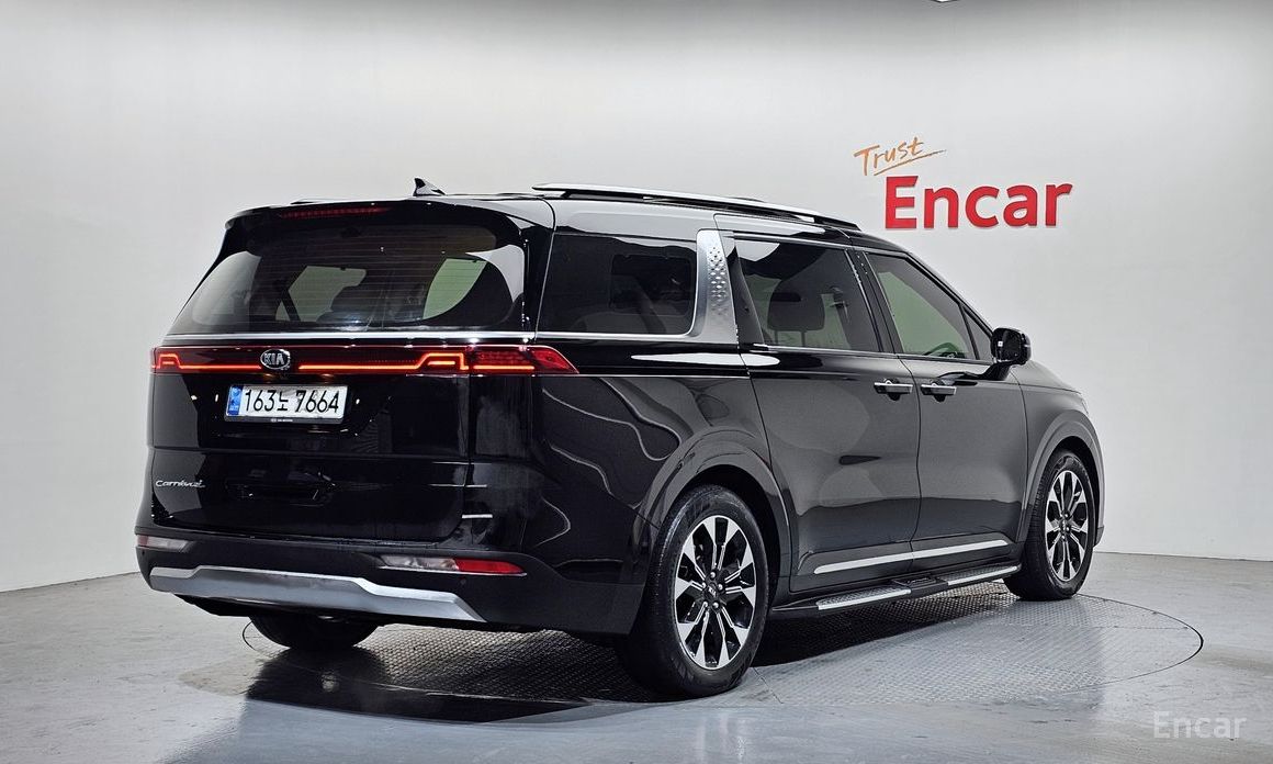  Kia Canival