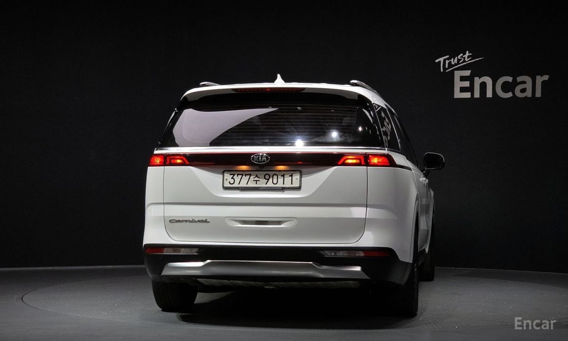  Kia Canival