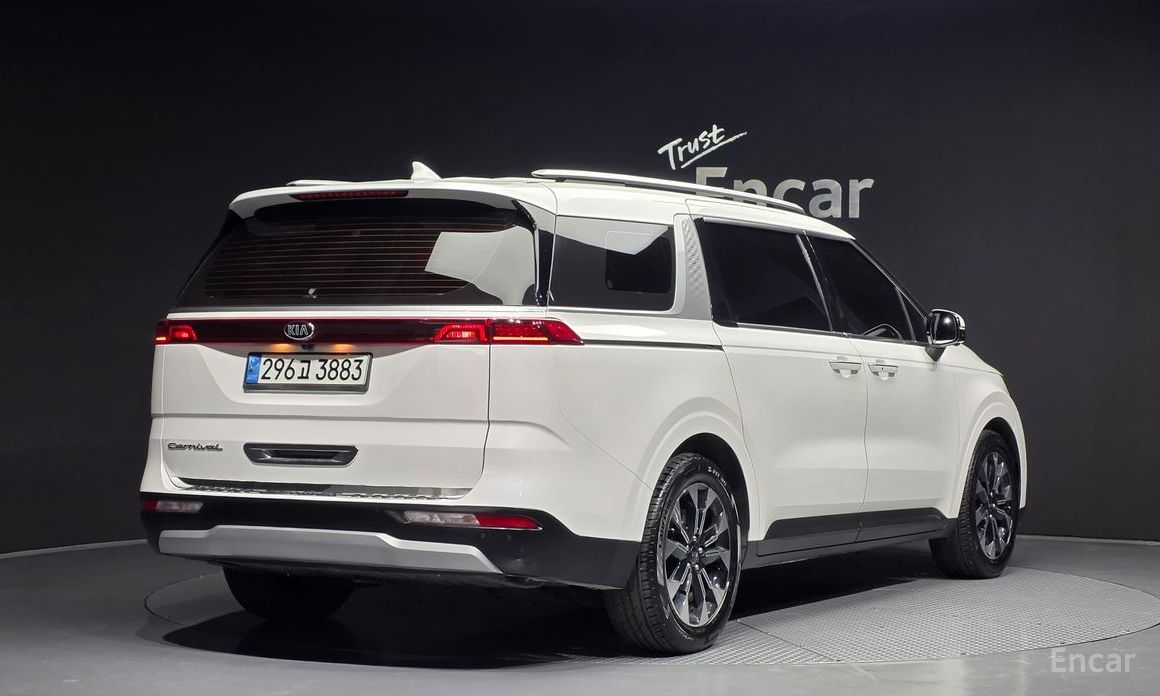  Kia Canival