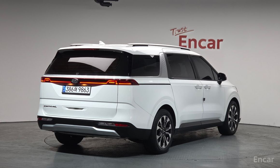  Kia Canival
