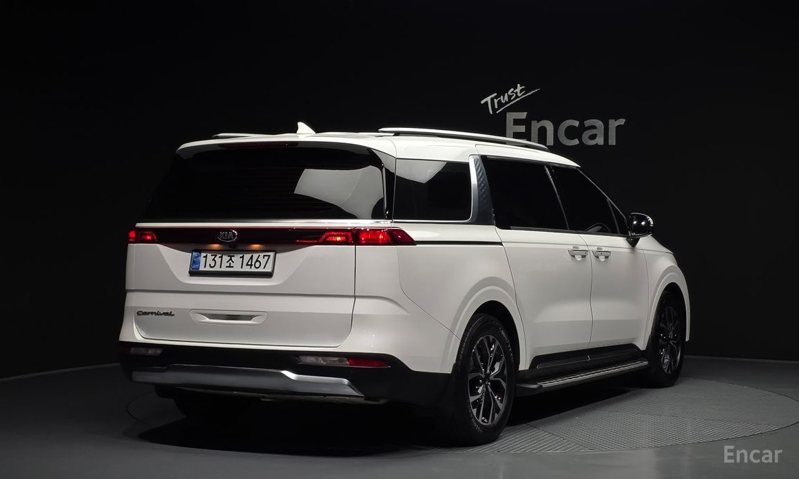  Kia Canival