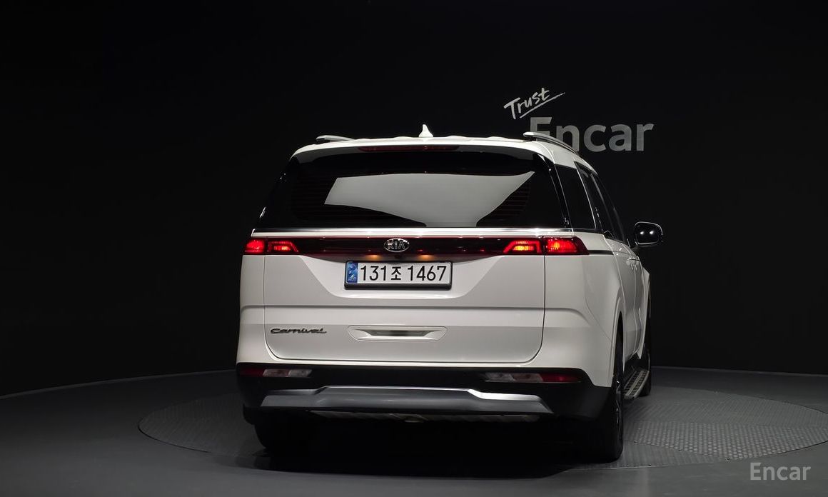  Kia Canival