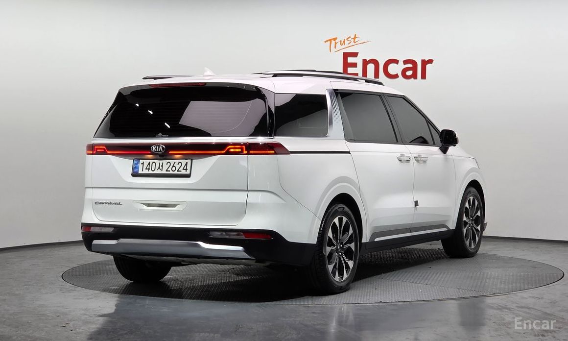  Kia Canival