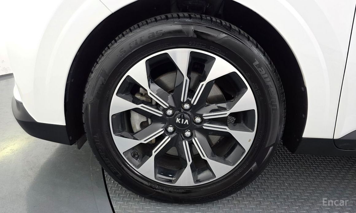  Kia Canival