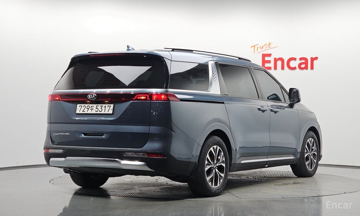  Kia Canival