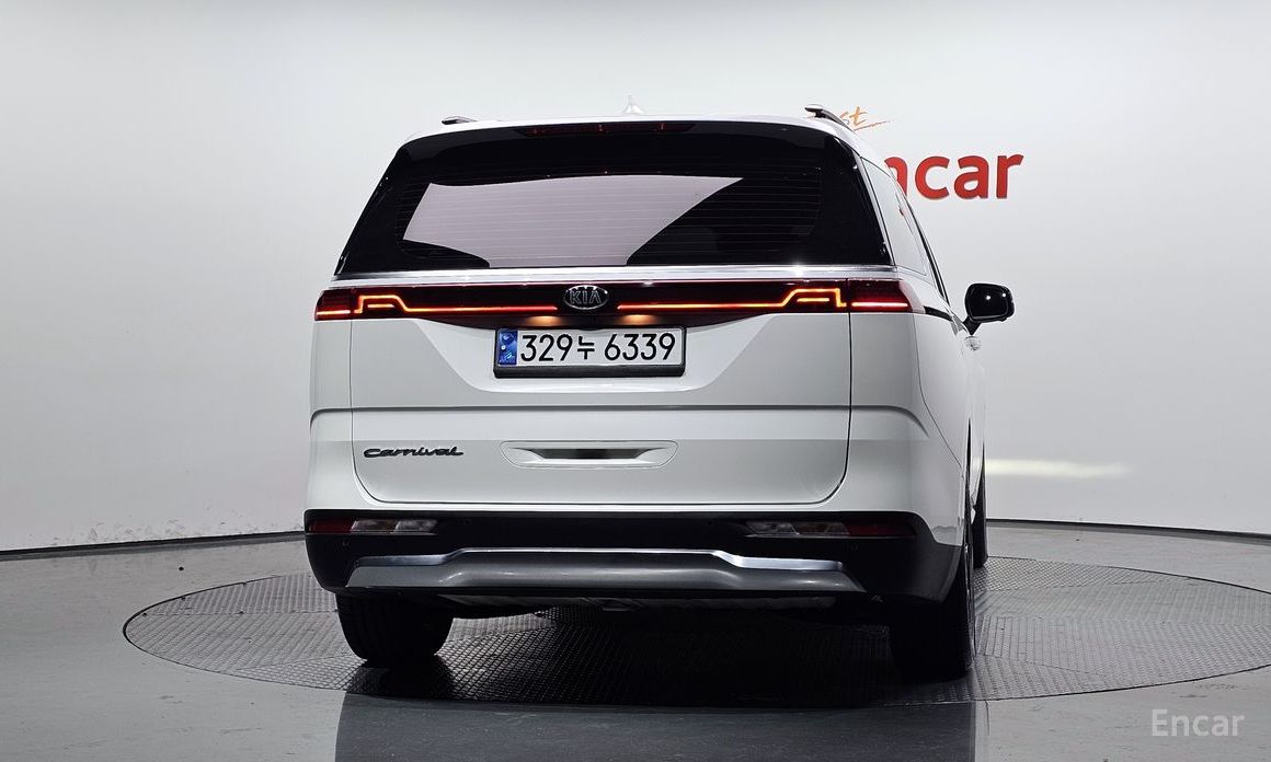  Kia Canival