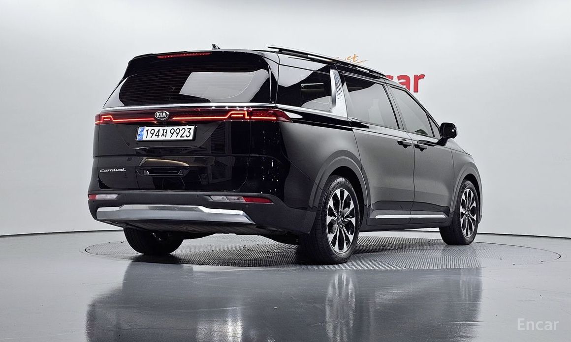  Kia Canival