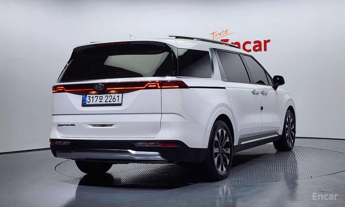  Kia Canival