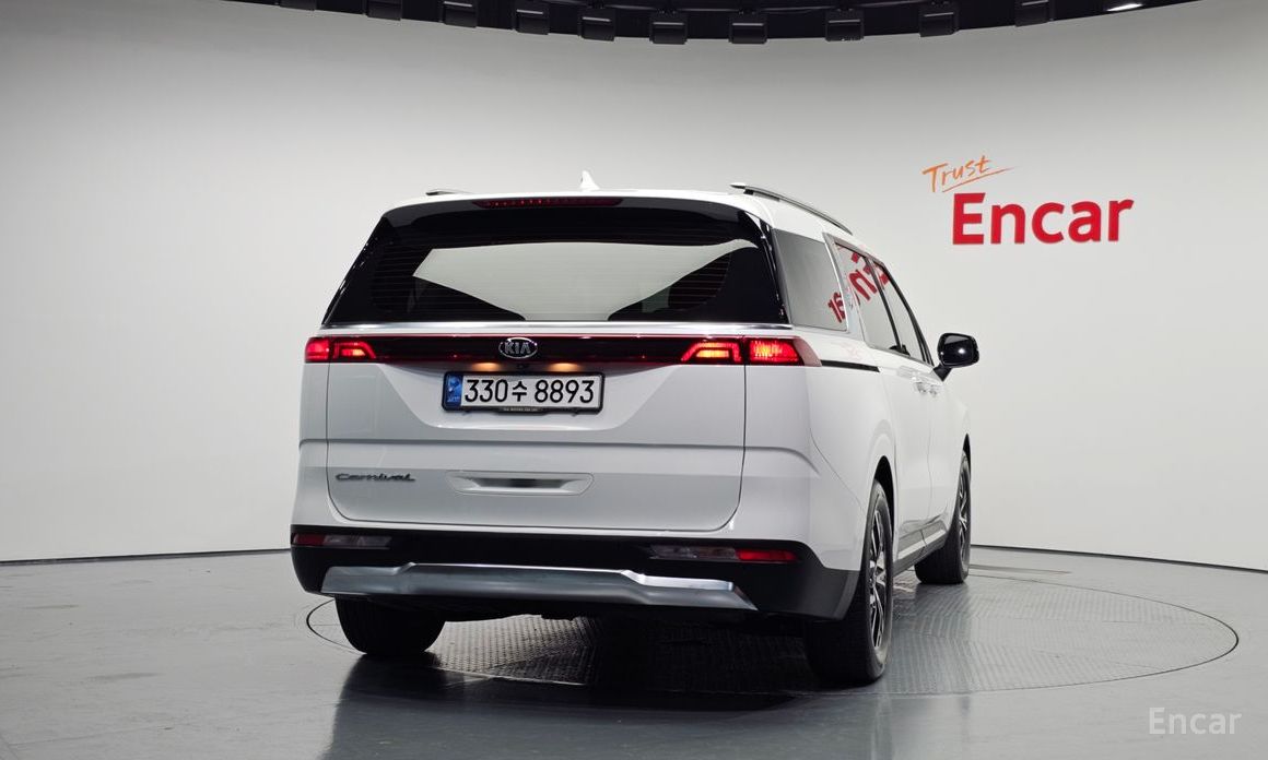  Kia Canival