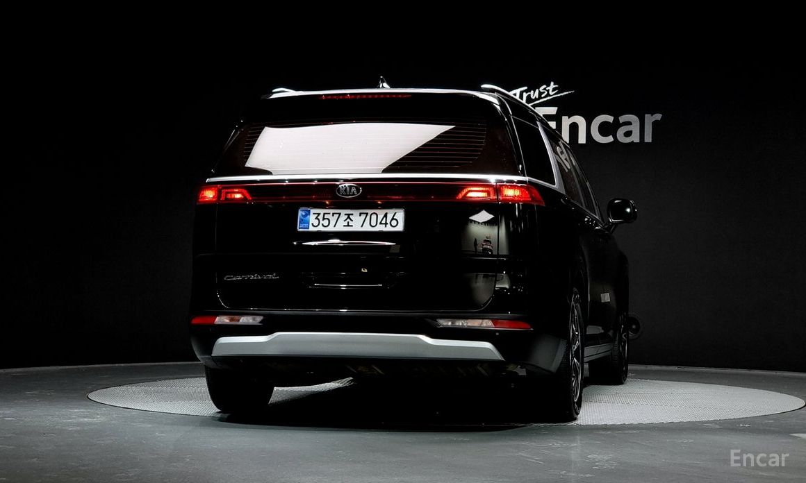  Kia Canival
