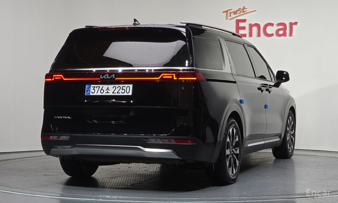  Kia Canival