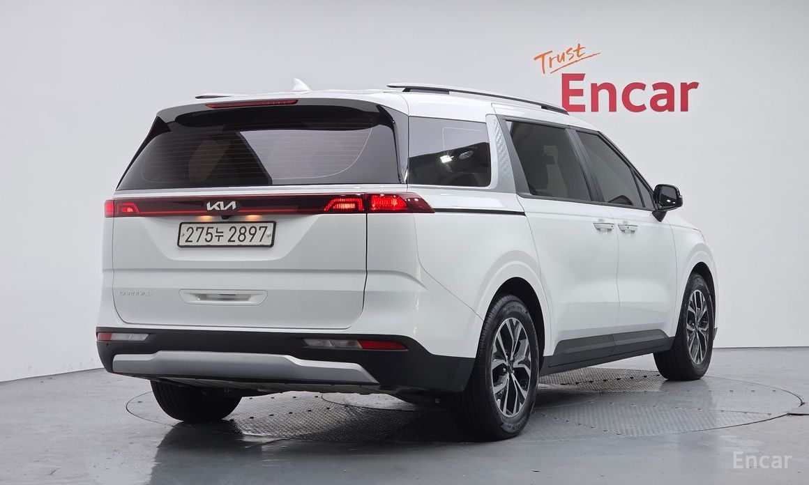  Kia Canival