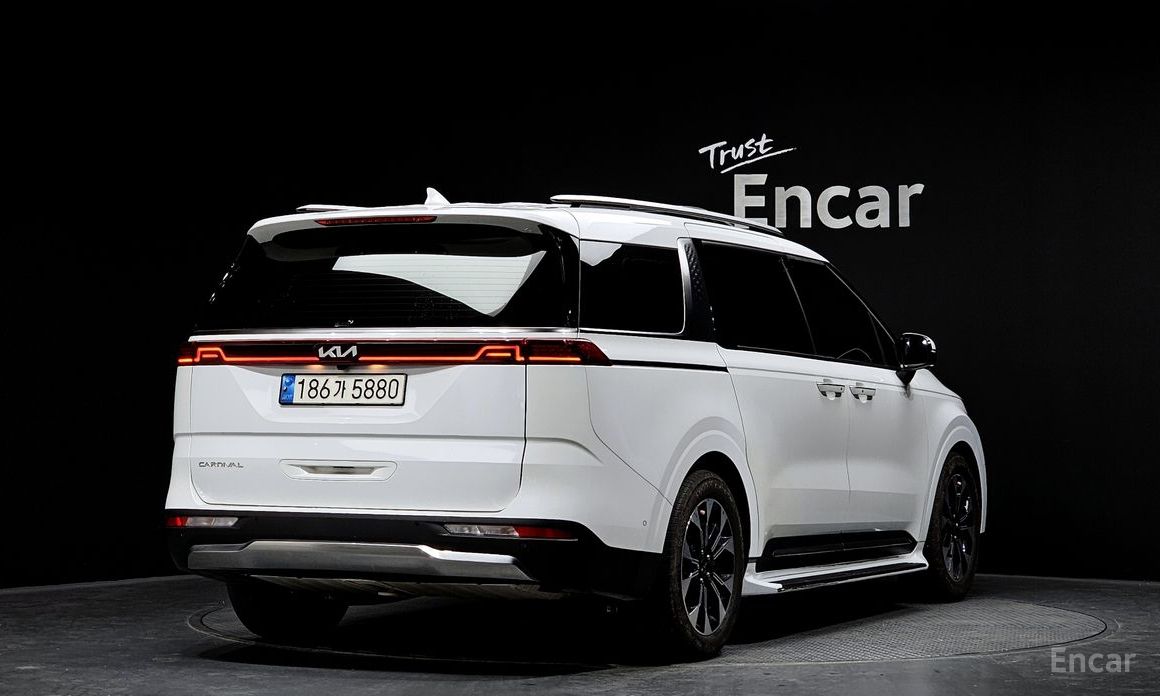  Kia Canival