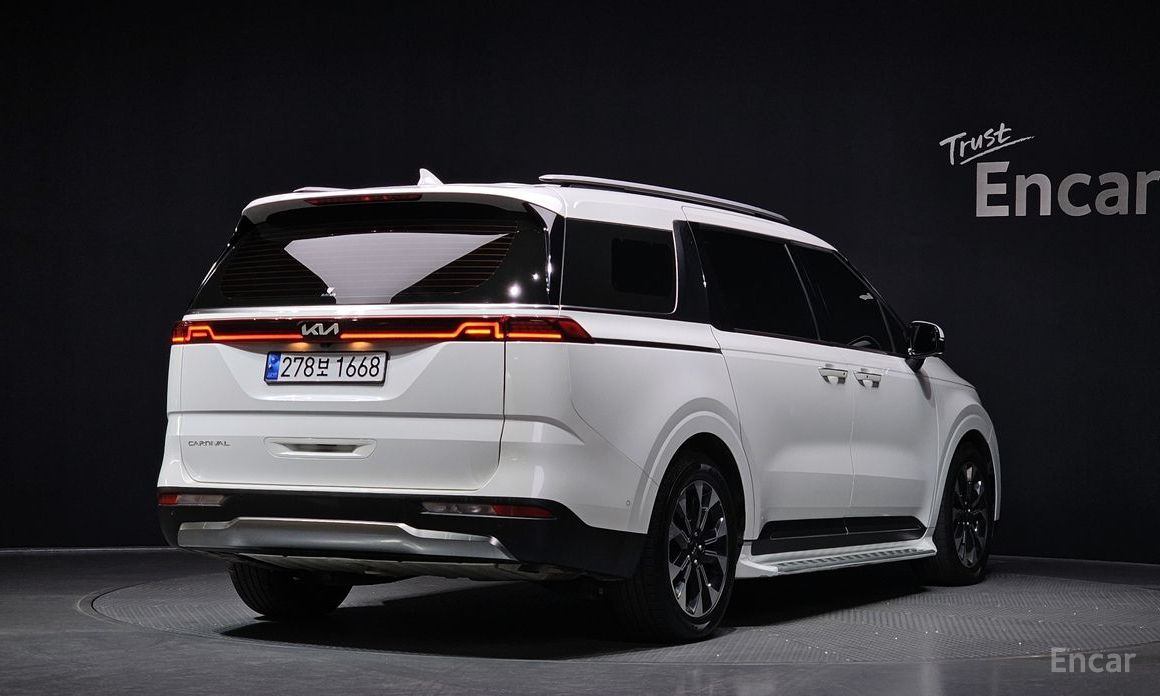  Kia Canival