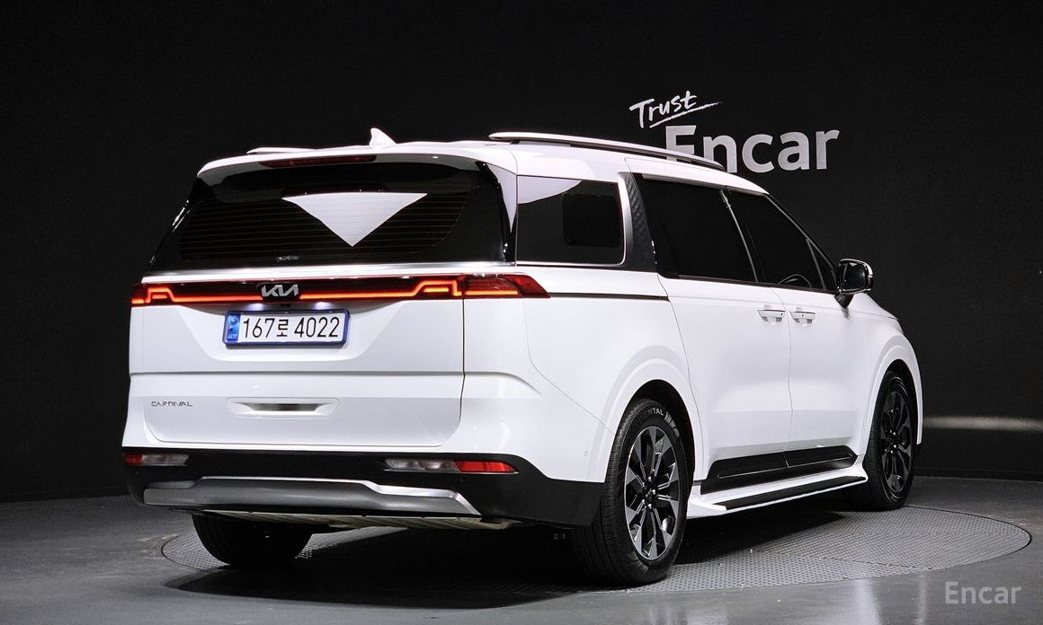  Kia Canival