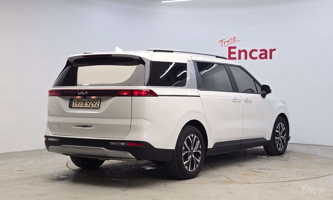 Kia Canival