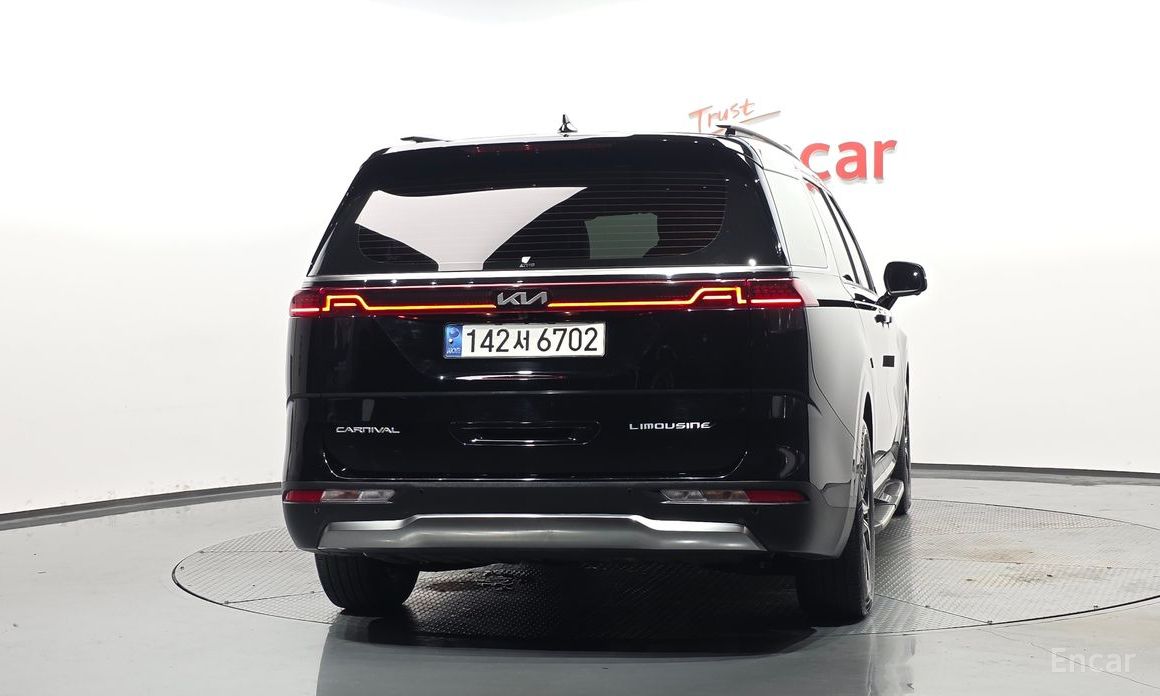 Kia Canival