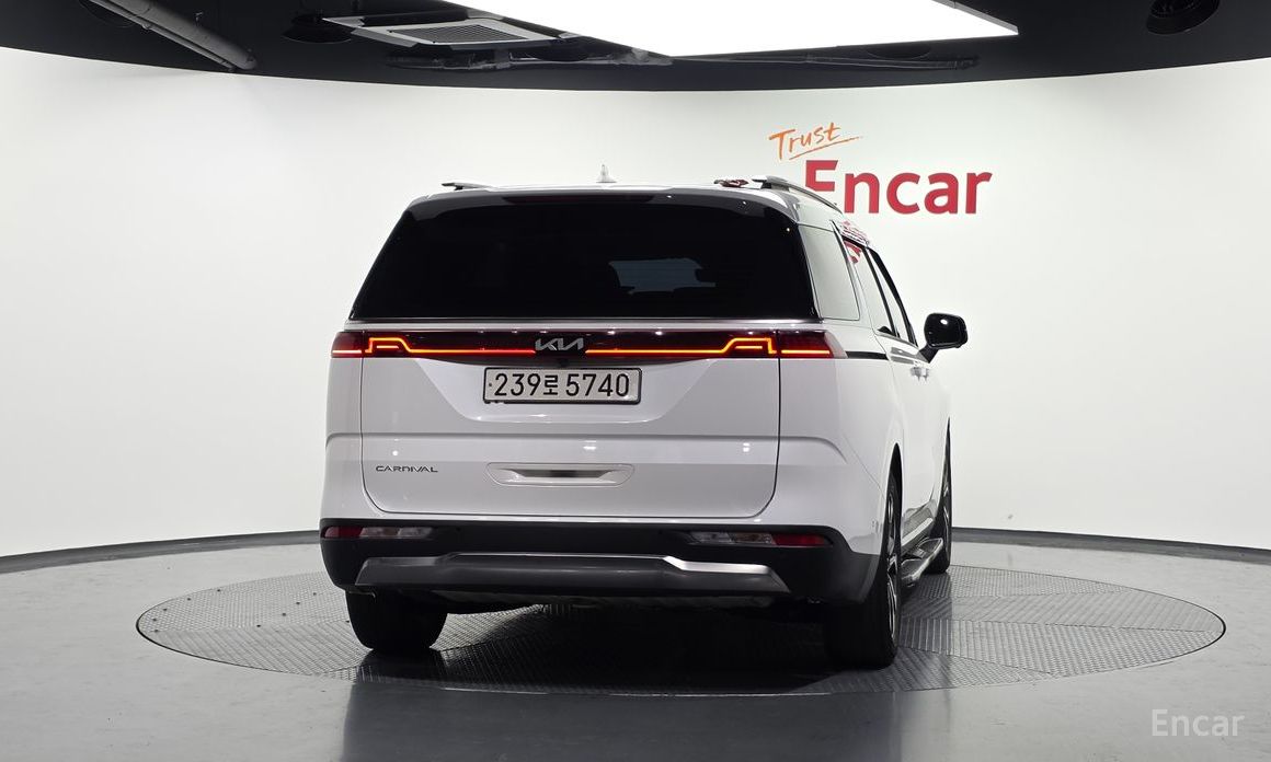  Kia Canival