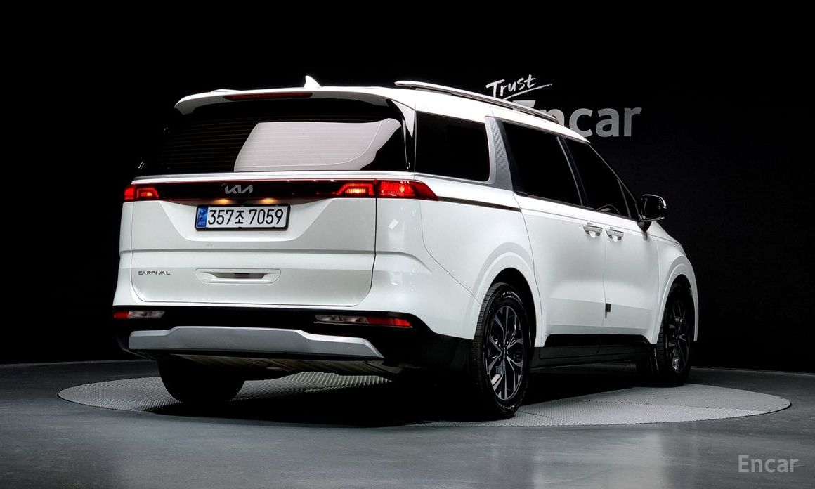  Kia Canival