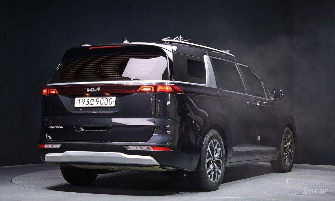  Kia Canival