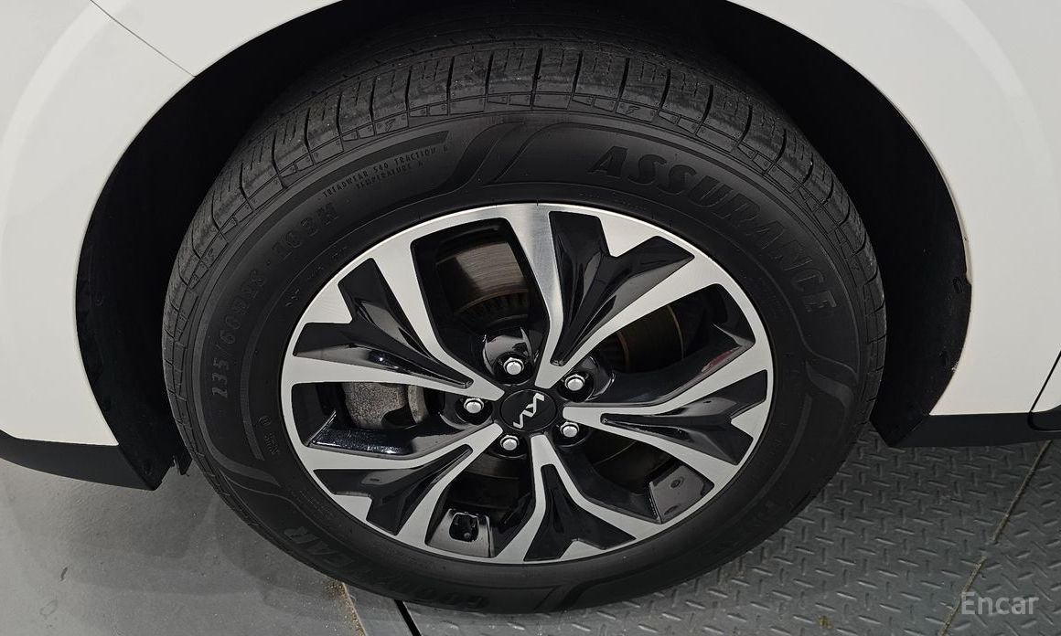  Kia Canival