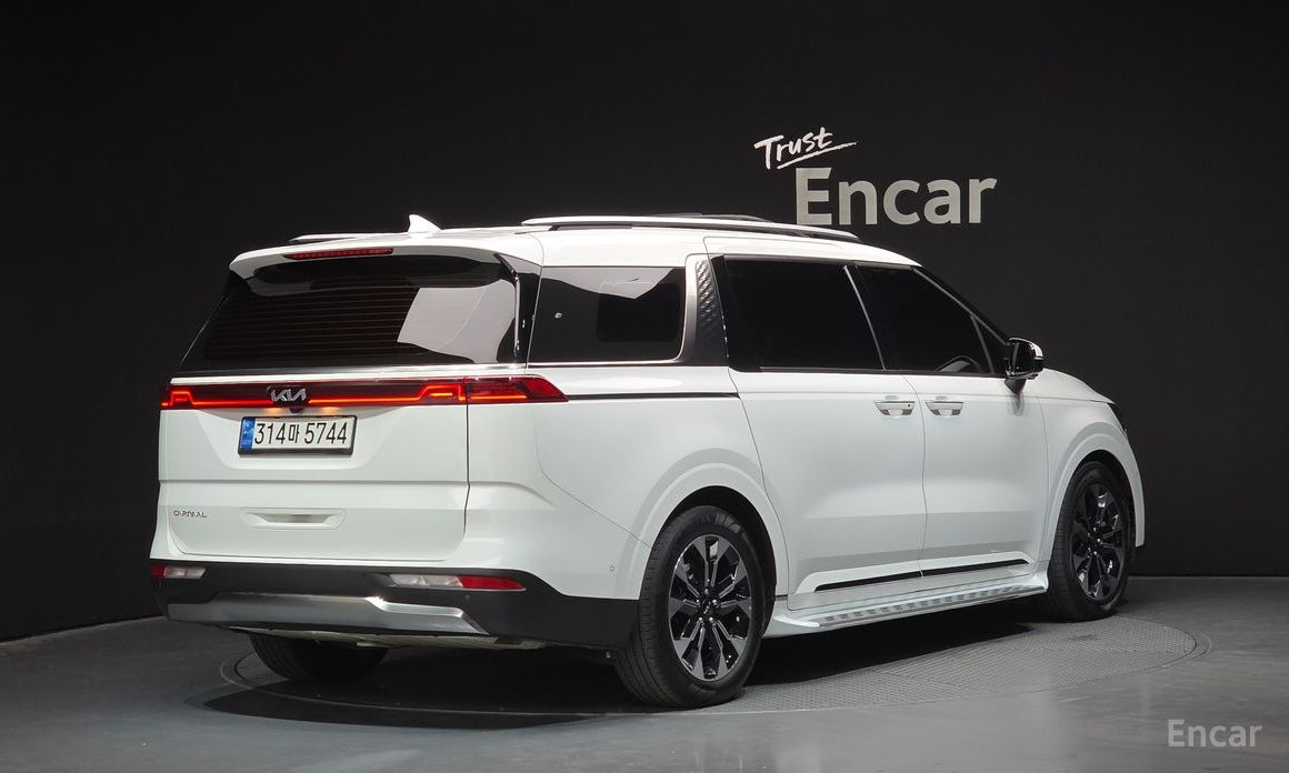 Kia Canival