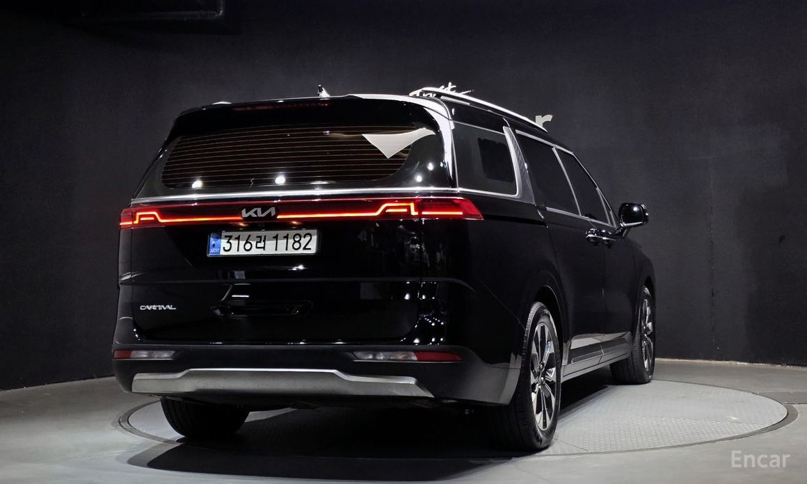  Kia Canival