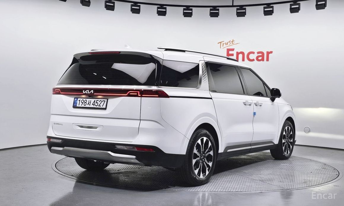  Kia Canival