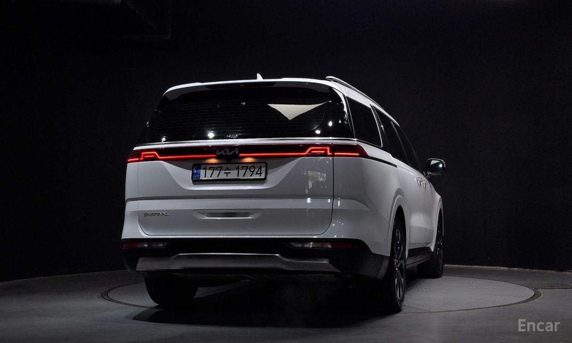  Kia Canival